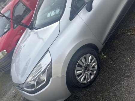 2015 RENAULT Clio IV DYNAMIQUE 1.2 PET 7 4DR PETROL