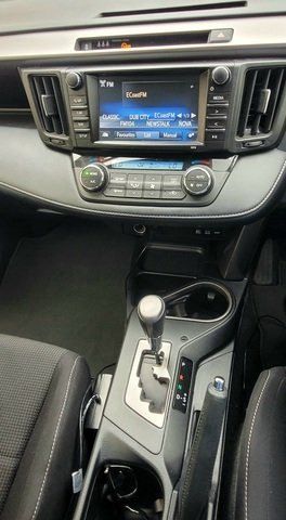 2018 TOYOTA Rav 4 RAV4 HYBRID LUNA SPORT 2WD 4DR AUTO €25,500 thumbnail