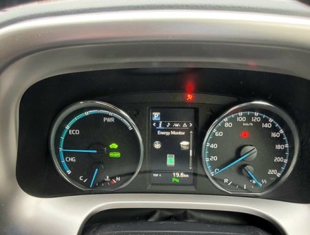 2018 TOYOTA Rav 4 RAV4 HYBRID LUNA SPORT 2WD 4DR AUTO €25,500 thumbnail