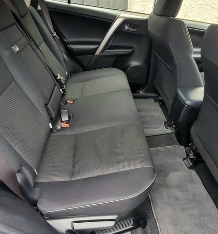 2018 TOYOTA Rav 4 RAV4 HYBRID LUNA SPORT 2WD 4DR AUTO €25,500 thumbnail