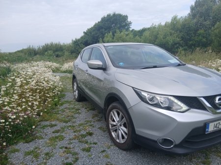 2014 NISSAN Qashqai 1.2 PET SV 4DR