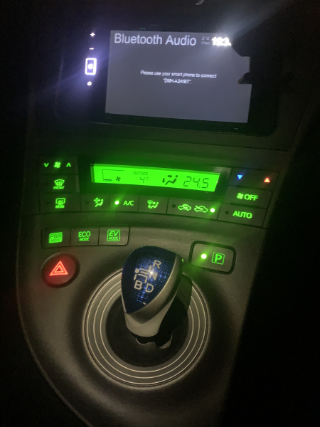 2015 Toyota  DAA-ZVW30 €11,500 thumbnail