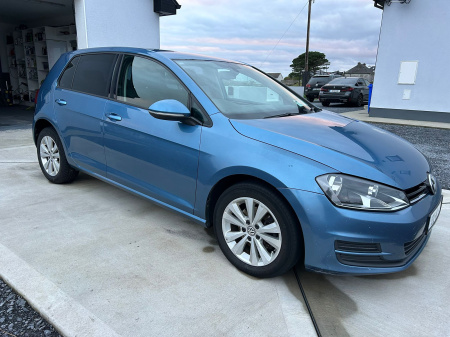 2013 Volkswagen   €635,000 thumbnail
