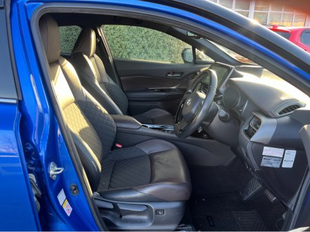 2019 Toyota C-HR SOL HYBRID AUTMATIC 1.8 PETROL //HALF LEATHER HEATED SEATS//REVERSE CAMERA//KEYLESS ENTRY//ADAPTIVE CRUISE CONTROL// €21,950 thumbnail
