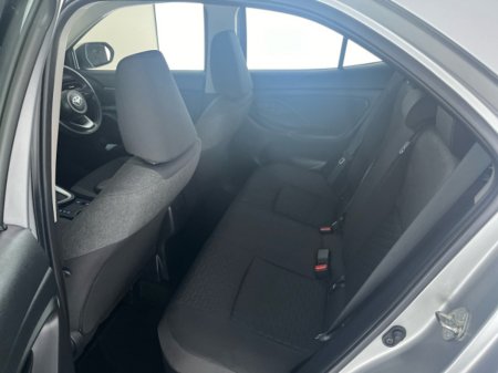 2024 Toyota Yaris Cross HYBRID LUNA €29,950 thumbnail