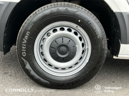 2026 Volkswagen Crafter H 30 MWB 140HP M6F €37,565