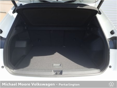 2026 Volkswagen Tiguan R-LINE 2.0TDI 150HP DSG €64,315 thumbnail