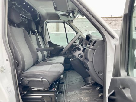 2023 Renault Master LM35 BUSINESS  2.3 BLUE DCI 135BHP FWD LWB €22,000 thumbnail