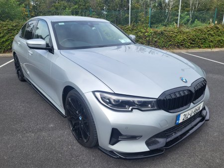 2021 BMW 3 Series  €31,999 thumbnail