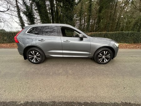 2020 Volvo XC60  €28,850 thumbnail