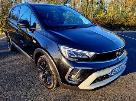 2022 Opel Crossland  €13,999