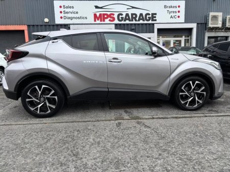 2022 Toyota C-HR 1.8 HYBRID SPORT BITONE €23,000