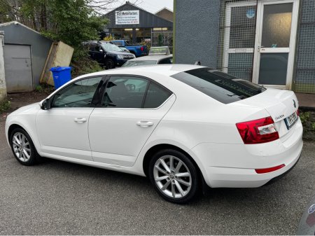 2017 Skoda Octavia STYLE 1.0 TSI 115HP 4DR €13,900 thumbnail