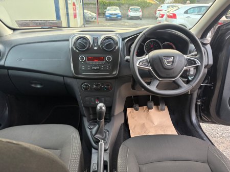 2017 Dacia Sandero 1.0 75 ALTERNATIVE €8,995 thumbnail