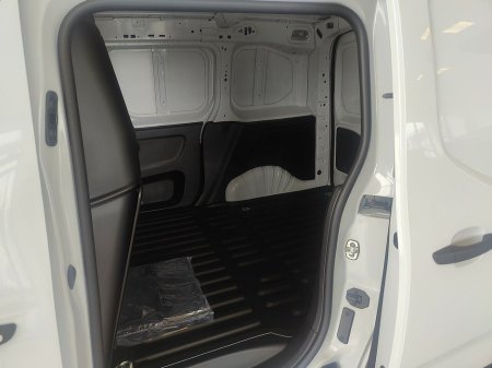 2024 Citroen Berlingo LX PLUS From €94 Per Week €21,764 thumbnail