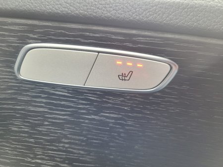 2021 Mercedes-Benz C Class C300de AMG Line Edition €31,990 thumbnail