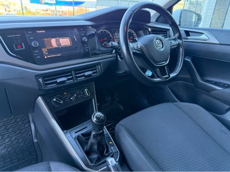 2020 Volkswagen Polo R-LINE 1.0P TSI **GREAT SPEC** €17,950 thumbnail