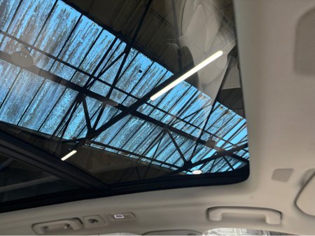 2023 Volvo XC60 T6 PHEV PLUS DARK AWD 5DR AUTO €39,750 thumbnail