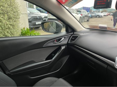 2019 Mazda Mazda3 AXELA AUTOMATIC 1.5 PETROL //HEAD UP DISPLAY//KEYLESS ENTRY//ADAPTIVE CRUISE CONTROL//REVERSE CAMERA// €16,950 thumbnail