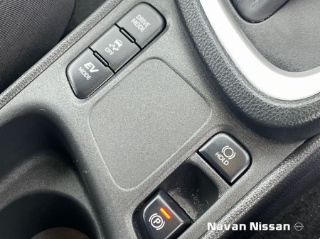 2024 Toyota Yaris Cross 1.5 Hybrid Luna thumbnail