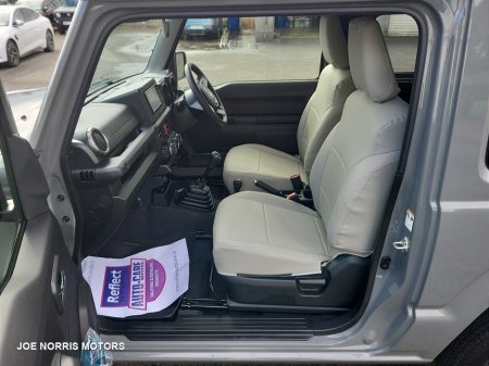 2023 Suzuki Jimny XC MANUAL 4X4 TOP SPEC, 2000KM €30,995