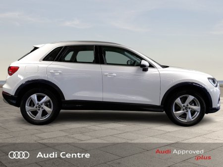 2021 Audi Q3 35 TDI 150HP S Tronic SE €34,999