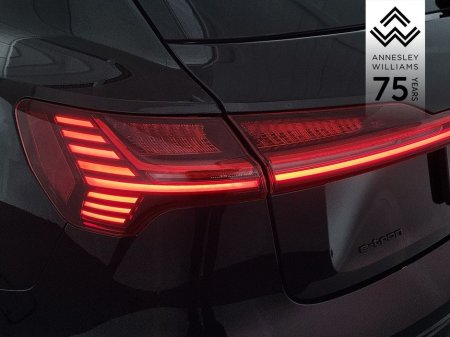 2022 Audi e-tron 55 quattro S Line €41,950 thumbnail