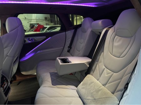 2024 BMW XM 50E PHEV AUTO MEGA SPEC €124,950 thumbnail