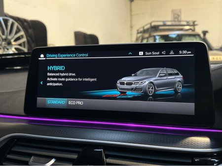 2023 BMW 5 Series 530E M SPORT TOURING AUTO €39,950 thumbnail