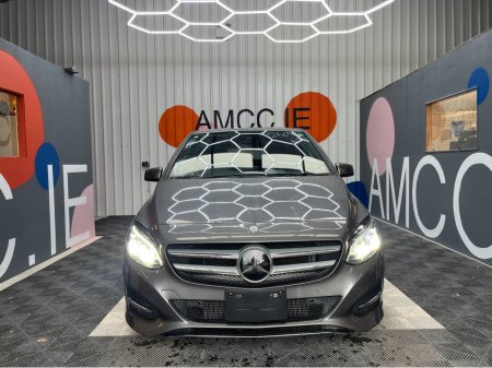 2016 Mercedes-Benz B Class MERCEDES B180 AUTOMATIC / 63k KMs / HEATED SEATS , REVERSE CAMERA & MORE €15,950