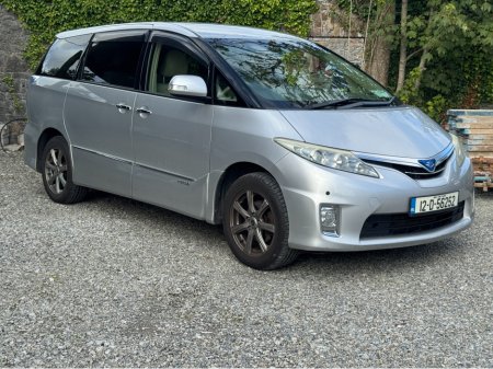 2012 Toyota Estima 2.4 Hybrid €13,999