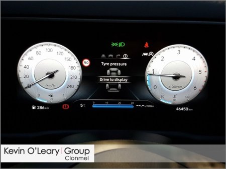 2023 Hyundai Tucson 2WD Executive Plus thumbnail