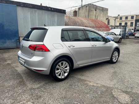 2016 Volkswagen Golf COMFORTLINE AUTOMATIC €13,450