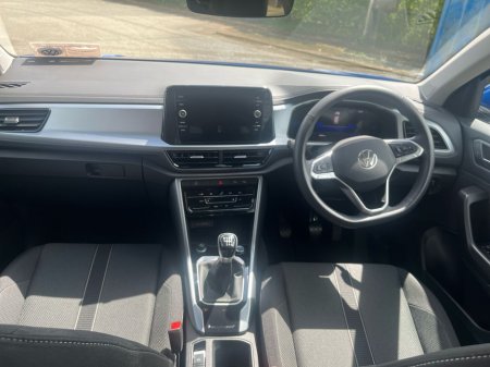 2025 Volkswagen T-Roc EDITION 75 1.0TSI 116HP MANUAL €32,975 thumbnail