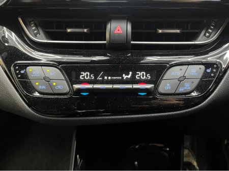 2022 Toyota C-HR €26950 2022 TOYOTA C-HR 1.8L HYBRID / 72K KMS / CRUISE CONTROL, HEATED SEATS, REVERSE CAMERA & MORE €26,950 thumbnail