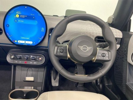 2025 MINI Convertible Cooper S €49,950 thumbnail