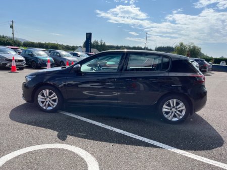 2019 Peugeot 308 1.6 HDi 100bhp Active €16,950