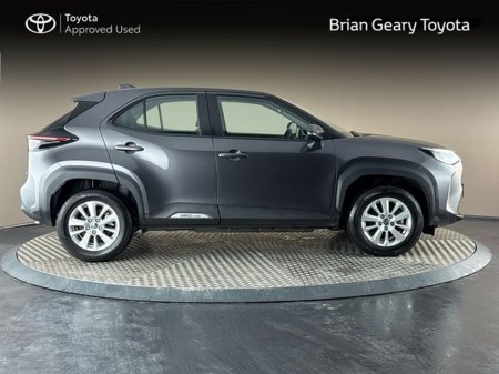2023 Toyota Yaris Cross HYBRID LUNA €27,950