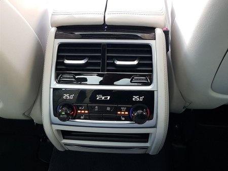 2019 BMW 7 Series 730d M Sport €54,995 thumbnail