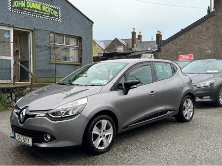 2017 Renault Clio Ideal starter car €10,700