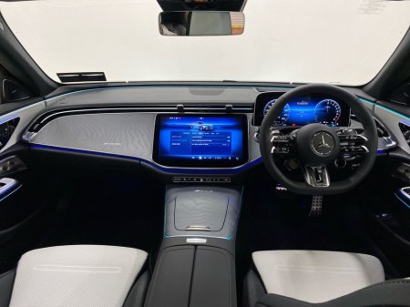 2026 Mercedes-Benz AMG AMG E 53 HYBRID 4MATIC+ Heated Seats, Panoramic Sunroof, Reversing Camera, Parking Assistance €145,914