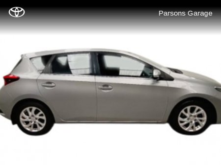 2016 Toyota Auris 1.2T ICON 114BHP 5DR €12,995