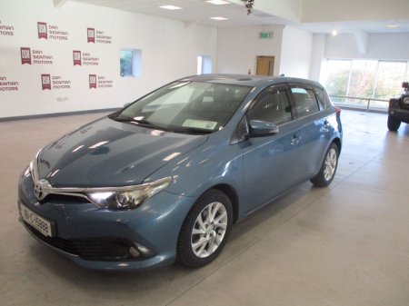 2016 Toyota Auris 1.4 D-4D (90) 5Dr Luna €15,950