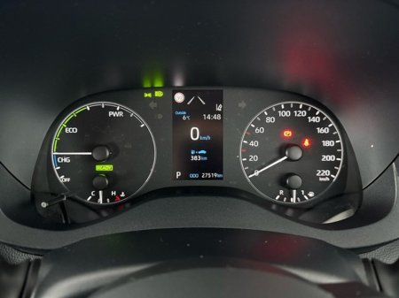 2023 Toyota Yaris HYBRID LUNA €23,950 thumbnail