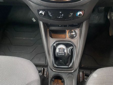 2022 Ford Transit Courier Base 1.5TD 75PS M6 2DR €11,000 thumbnail