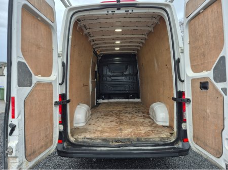2021 Volkswagen Crafter 35 LWB 140HP MANUAL 6SPEED FWD 5DR €22,500 thumbnail