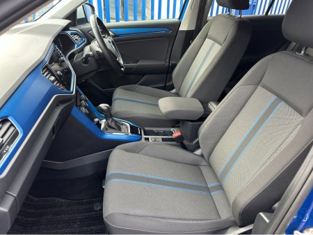 2021 Volkswagen T-Roc Highline thumbnail