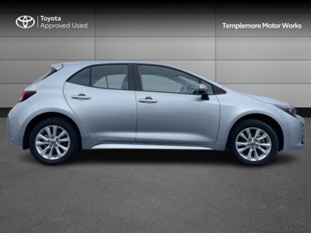 2023 Toyota Corolla  €31,950