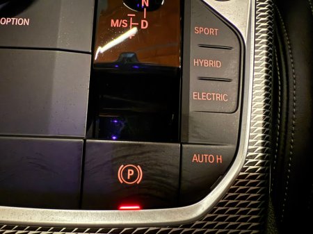 2022 BMW 3 Series 330e Sport Pro Auto €29,900 thumbnail