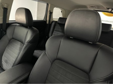 2018 Mitsubishi Outlander (Low Km's) HYBRID 2.4 PHEV AUTOMATIC 5DR MODEL  www.bolandscarcentre.ie €20,900 thumbnail